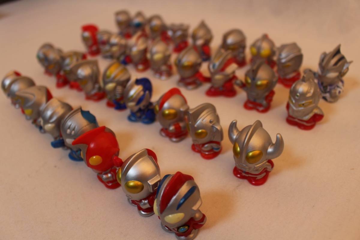 kaj ウルトラマン　指人形　35個セット　[中古]_3