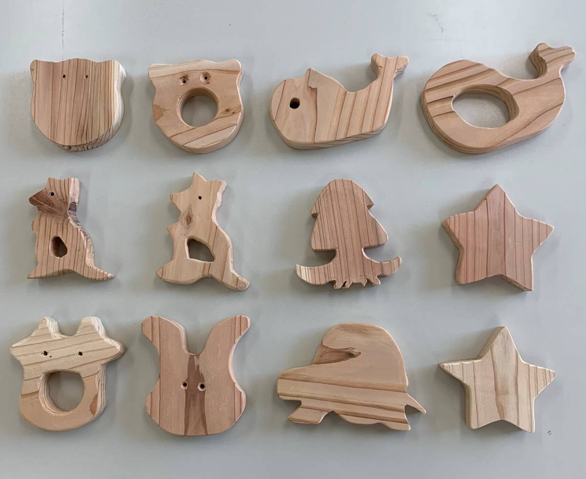 歯がため風ブロック（手作り木製玩具）A1　どんぐりわーく_1