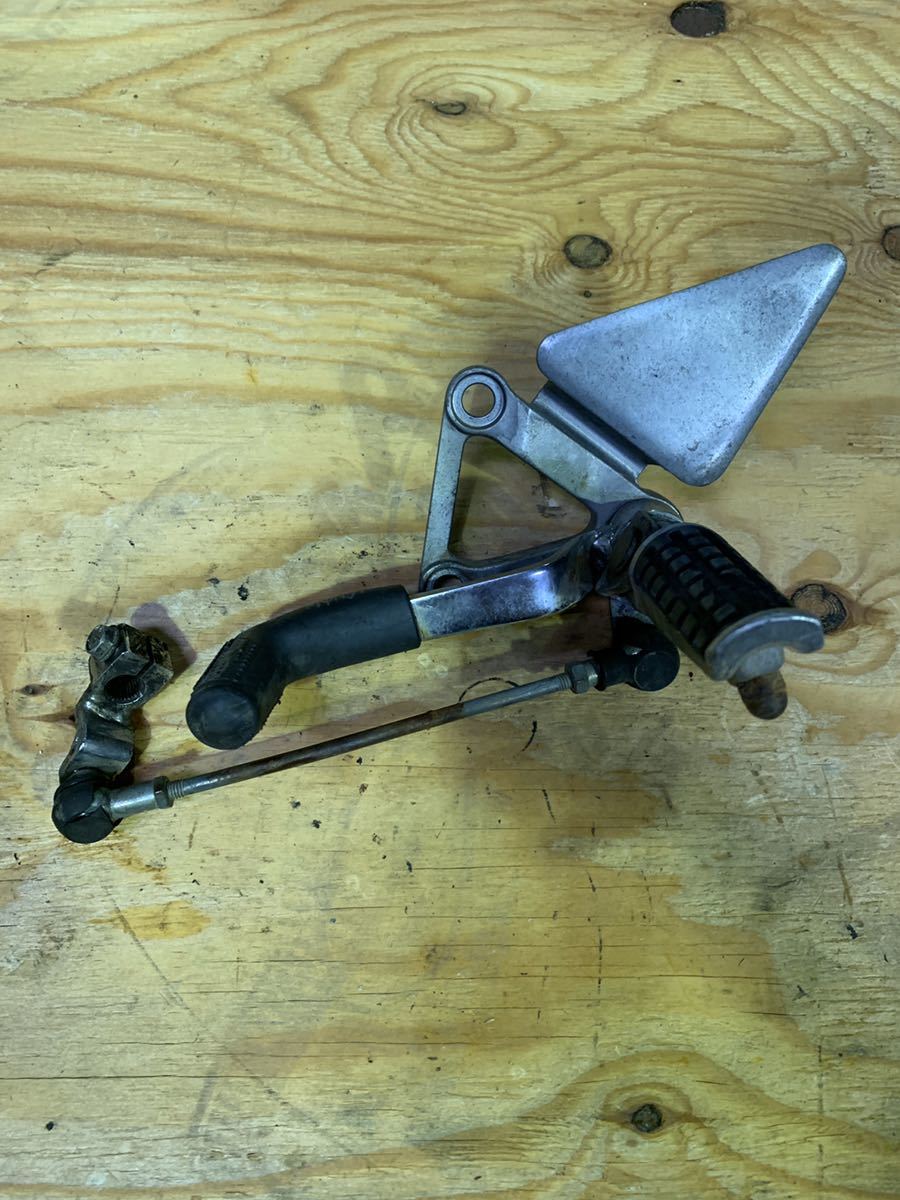 正規品，お得 バリオス ZR250A ステップ 左側 チェンジペダル 部品取り カワサキ(カワサキ用)｜売買されたオークション情報、yahooの商品情報をアーカイブ公開 - オークファン カワサキ用