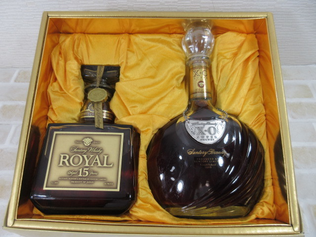 定番人気，豊富な ローヤル ロイヤルゴールドラベル 15年 サントリー ROYAL Suntory ウイスキー 750ml 43％ サントリーXOスーパーデラックス 700ml 40％(日本)｜売買されたオークション情報、yahooの商品情報をアーカイ 日本