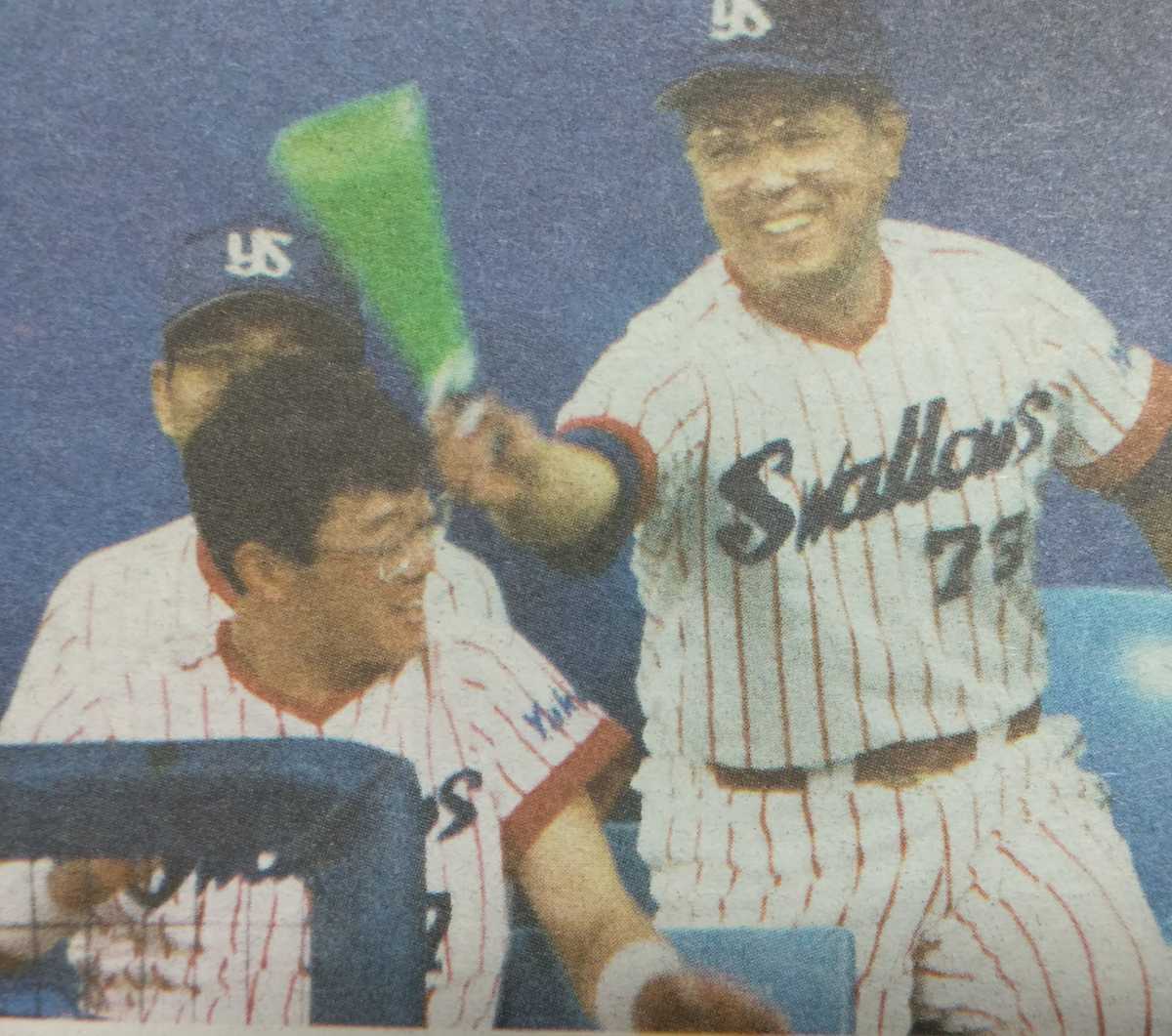 東京ヤクルトスワローズ 野村克也 - フェイスタオル メルカリ 2026年最新Yahoo!オークション 0 復刻 限定 ユニフォーム 最終値下 特殊能力フェイス パワプロ×SWALLOWS 1998年 -ヤクルトスワローズ優勝記念(記念品 無地