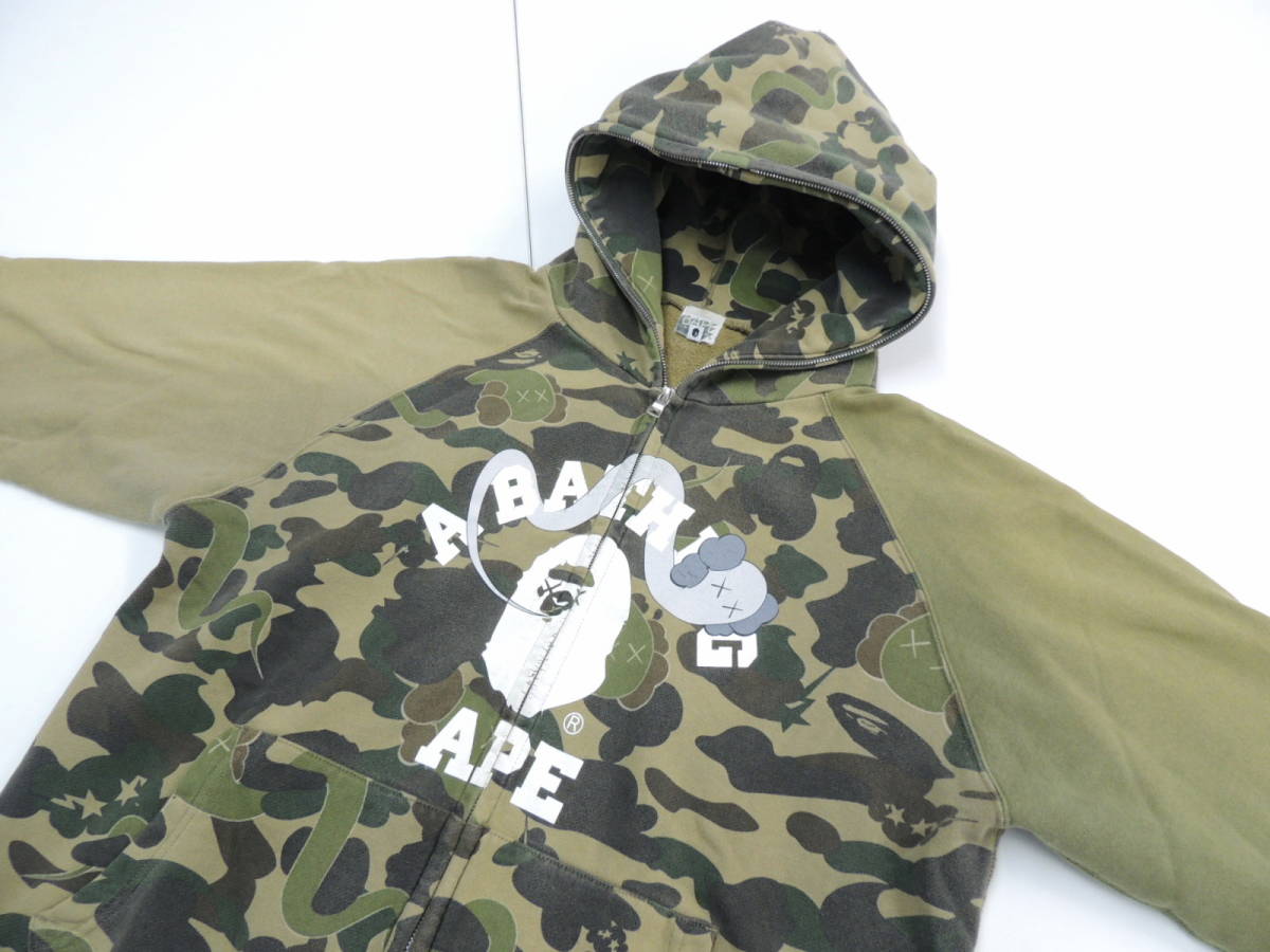 A BAPE BATHING 1st KAWS APE - カウズ APE(ベイプ バイ アベイシング