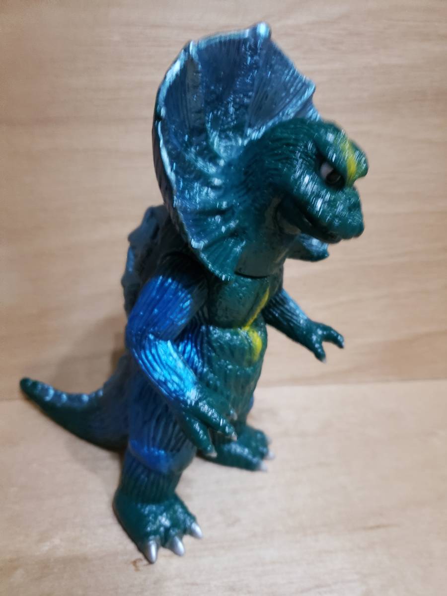  怪獣郷 ジラース ソフビ人形(その他)｜売買されたオークション情報、yahooの商品情報をアーカイブ公開 - オークファン 怪獣、宇宙人