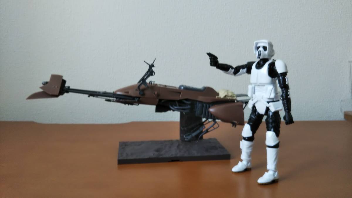 BANDI（バンダイ）プラモデル【完成品】1/12 スカウト・トルーパー&スピーダー・バイク 1&frasl;12 スカウト・トルーパー＆スピーダー・バイク (プラモデル スカウト・トルーパー \u0026 スピーダー