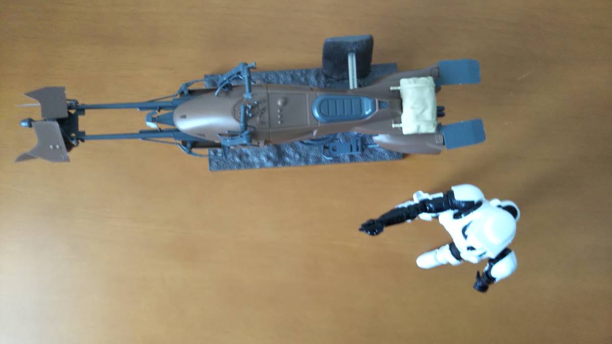 BANDI（バンダイ）プラモデル【完成品】1/12 スカウト・トルーパー&スピーダー・バイク 1&frasl;12 スカウト・トルーパー＆スピーダー・バイク (プラモデル スカウト・トルーパー \u0026 スピーダー