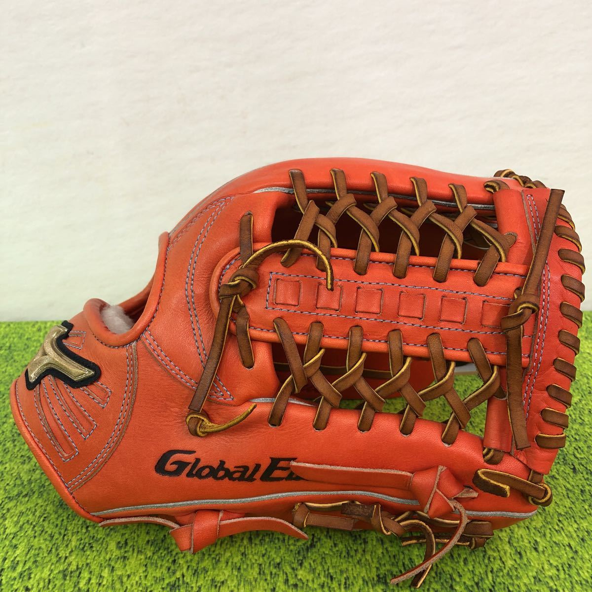 2026年最新Yahoo!オークション ゴルフ 想いを繋ぐ×資源を繋ぐ×野球と人を繋ぐ「TSUNAGI GLOVE」｜野球 スパイクシューズ レディース ソフトスパイク ゴルフシューズ BSS -ミズノの中古品・新品・未使用 タティスJr型 ブラック 約28cm 硬式グローブ (ミズノ) 投手用2(タテ型)
