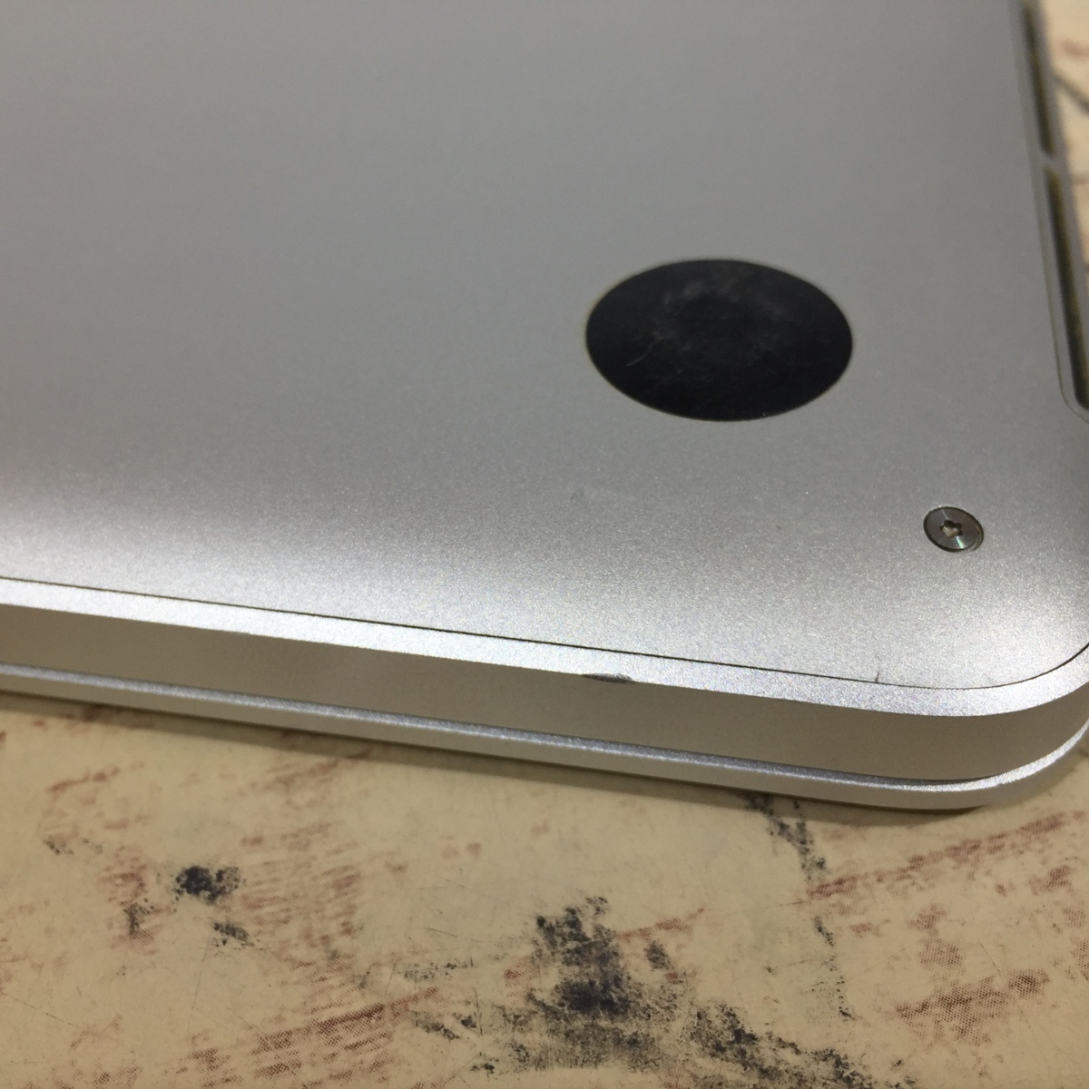 Apple MacBook Pro Retina 13inch Early2015 A1502 Core i5 2.70GHz 