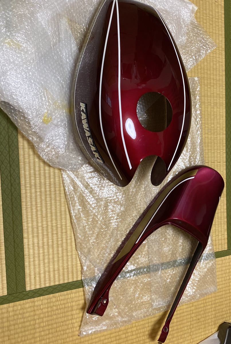 ゼファー400χ Z2仕様　タンクカバー　テールカウル_1