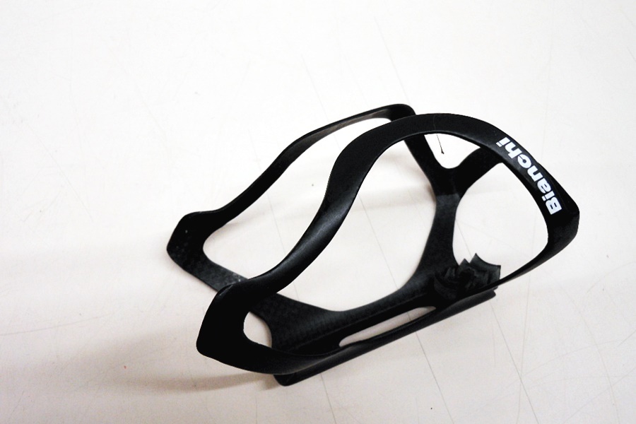 【定番，得価】 徳山 BIANCHI ビアンキ ボトルケージ ブラック 1516 B200611K06A GF11C(ボトル、ボトルケージ)｜売買されたオークション情報、yahooの商品情報をアーカイブ公開 - オークファン ボトル、ボトルケージ
