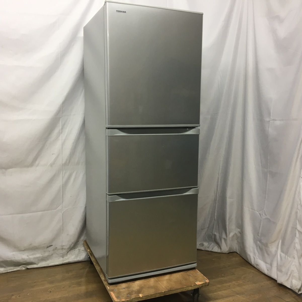 TOSHIBA 東芝 3ドア 自動製氷器付冷蔵庫 GR-G34S 340L 2014年製 大阪 TOSHIBA 東芝 3ドア 自動製氷器付冷蔵庫 GR-G34S 340L 2014年製 大阪