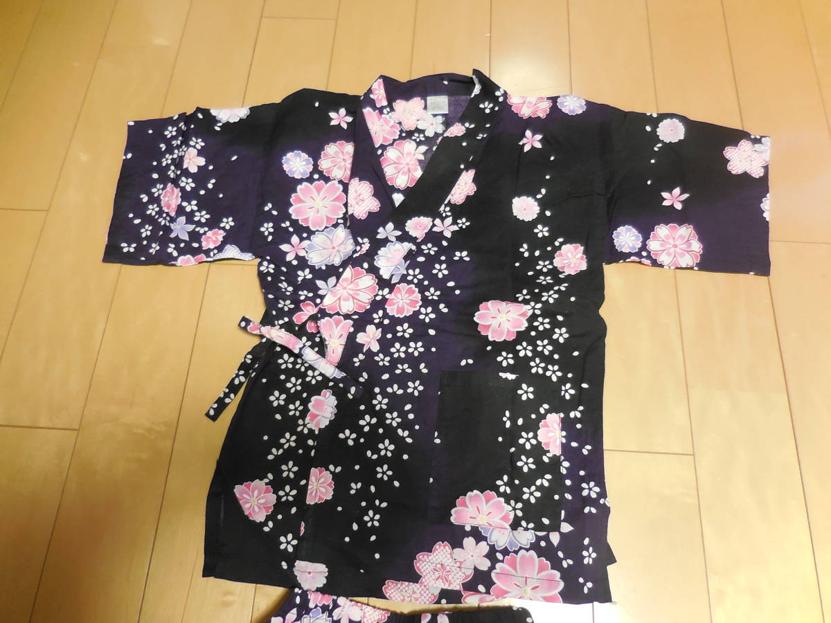 女の子 甚平 じんべい 140サイズ きれいな花柄 130 125 134cm 売買されたオークション情報 Yahooの商品情報をアーカイブ公開 オークファン Aucfan Com