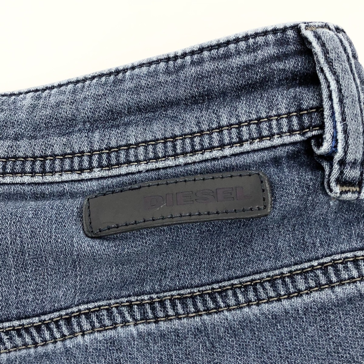 DIESEL ディーゼル 「KROOLEY-TCB-NE」 ジョグジーンズ ユーズド加工 