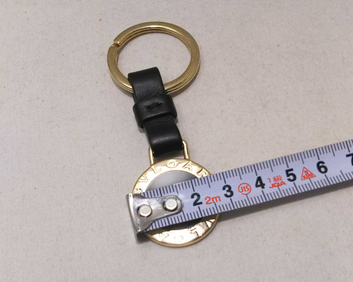 BVLGARI 32764 キーホルダー ブラック ゴールド 参考定価:27500円 店舗