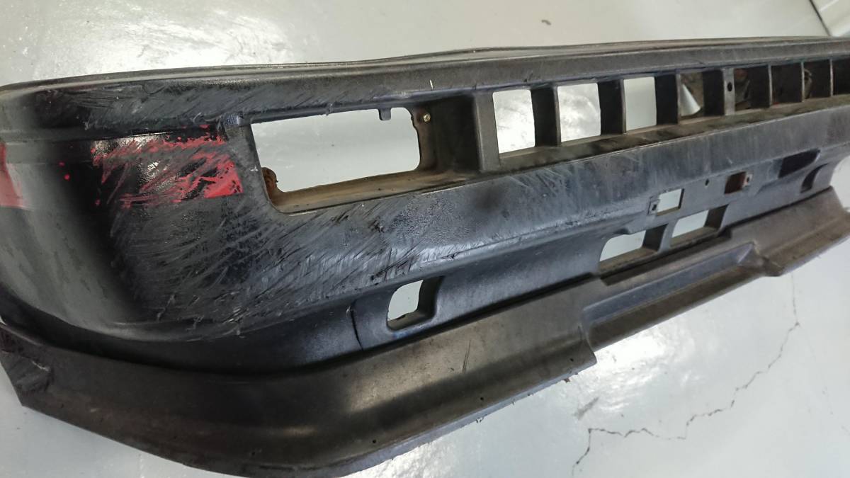 中古品 AE86 スプリンタートレノ 前期 フロントバンパー 後期リップ