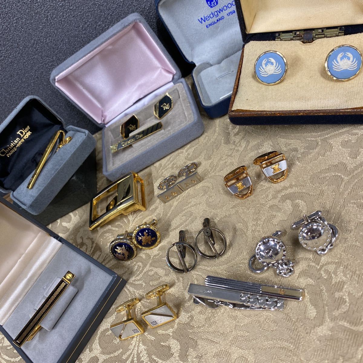  ブランド アクセサリー/メンズ/タイピン/カフスボタン/dunhill/Wedgewood/Christian Dior/GIVENCHY/LIMOGES/SILVER 925 刻印 保管品(その他)｜売買されたオークション情報、yahooの商品情報をアーカイブ公開 - その他