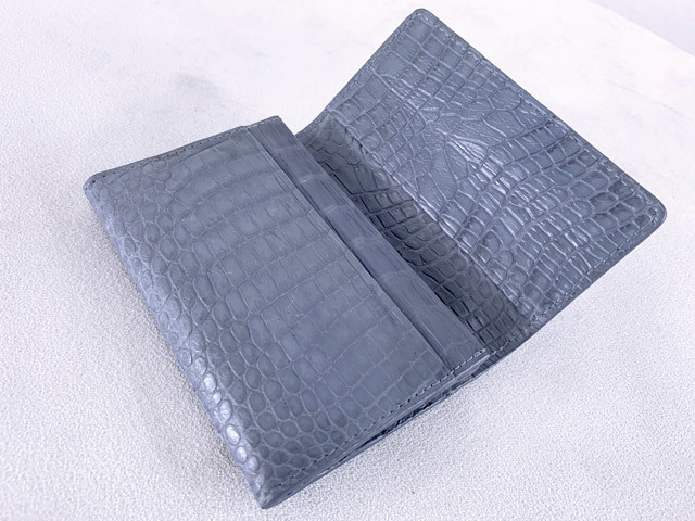 【新品未使用】クロコダイル ワニ革 本革名刺入れ 無双 一枚革 カードケース クロコダイル 本革名刺入れ☆人気カラー☆ 内側までクロコダイルの無双