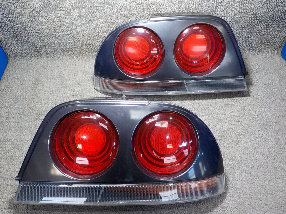 スカイライン HR33 GTS 純正 テールライト テールランプ 左右セット