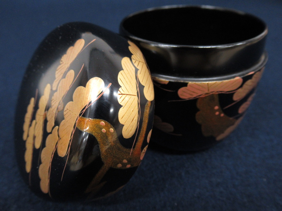 K4570 輪島塗 宮田宗景「松の木 蒔絵 棗」共箱付 芸術 美術 漆器 漆芸