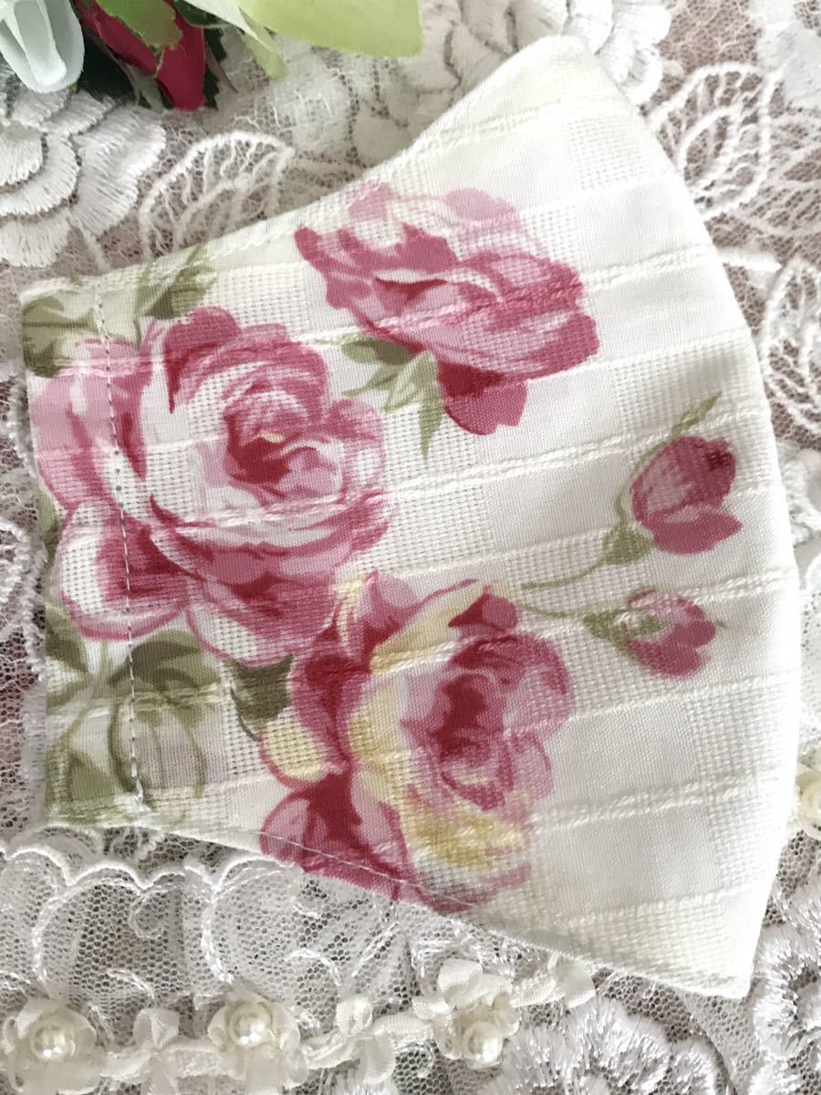 ハンドメイド　立体インナーマスク　YUWAドビー柄織り地に素敵なショッキングピンクの薔薇柄生地とシングルガーゼの合わせ　息もし易い_5