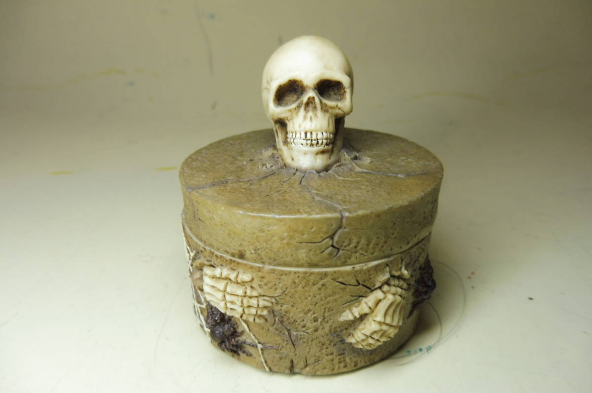 頭蓋骨 骸骨 ガイコツ ドクロ スカル 骨 置物 置き物 小物入れ フィギュア インテリア オブジェa 洋風 売買されたオークション情報 Yahooの商品情報をアーカイブ公開 オークファン Aucfan Com