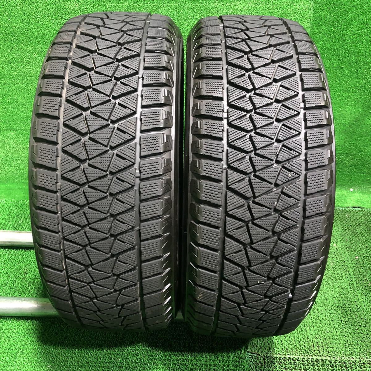 車 ブリヂストンスタッドレス235／55R18 100Q深溝