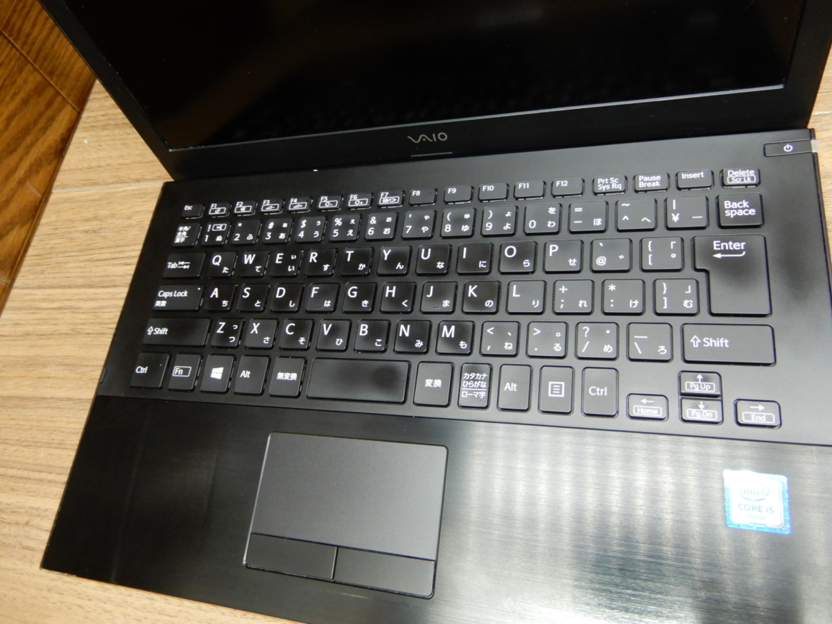 WEBカメラ & SSD搭載☆第6世代 Core i5☆16GBメモリ☆Windows10-64BIT