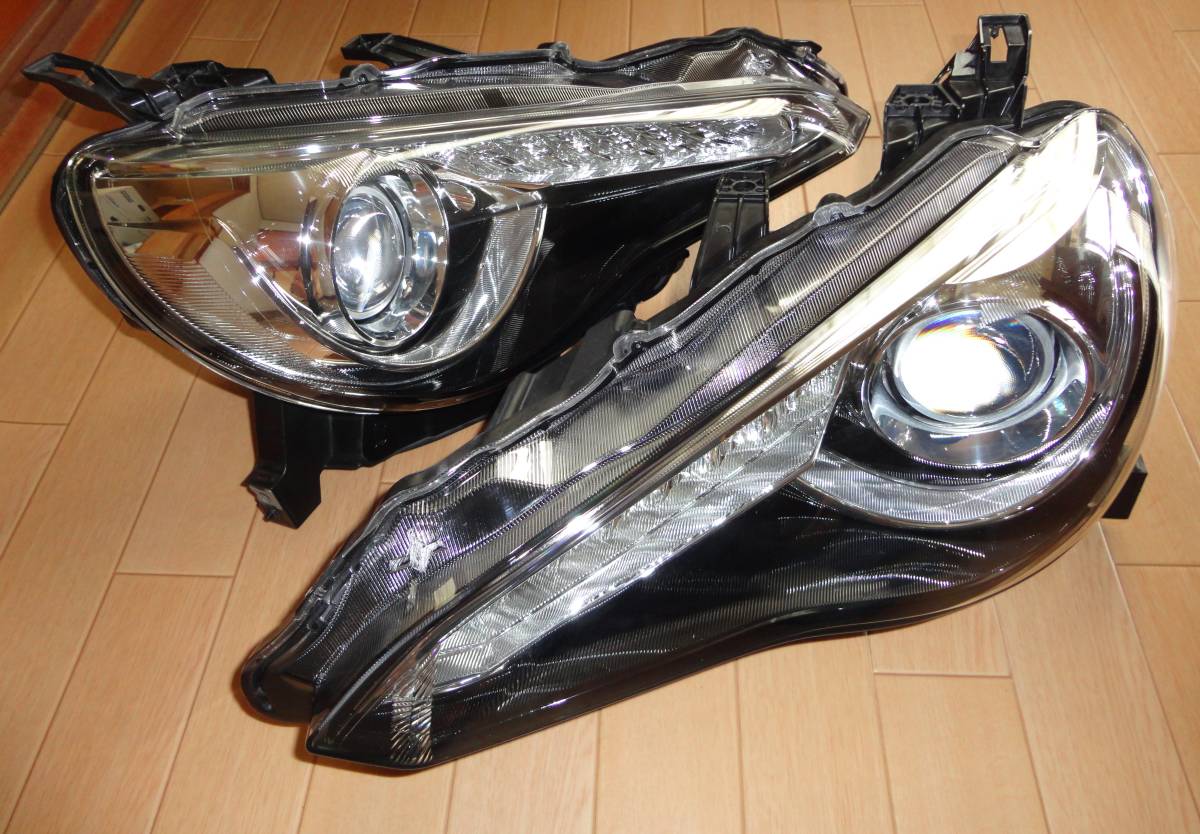 ☆トヨタ86 ZN6 FT86 前期 純正 ヘッドライト 左右セット (BR-Z ZC6