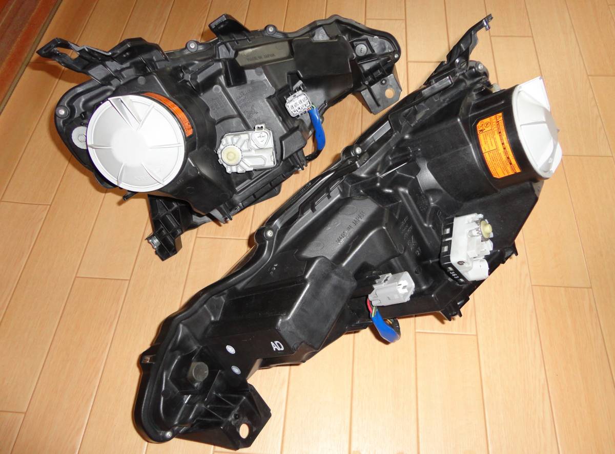 りょち86 前期　純正ヘッドライト　左右セット ☆トヨタ86 ZN6 FT86 前期 純正 ヘッドライト 左右セット (BR-Z ZC6