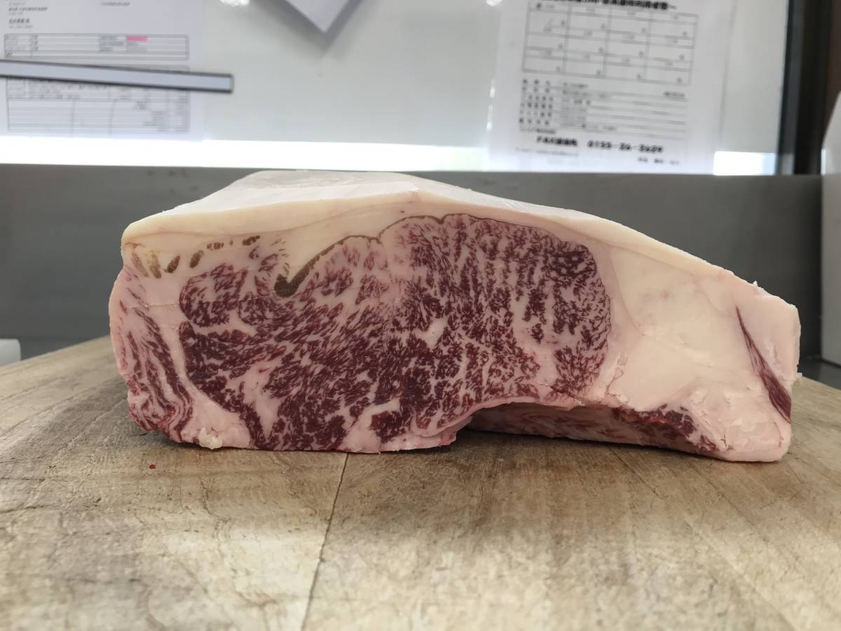 特選黒毛和牛【熊本県産 特選黒毛和牛 赤身 内モモ 2.08kg】 | 熊本県産黒毛和牛サガリ1250 g （95） 2026年最新熊本県御船町のふるさと納税 人気お礼品ランキング