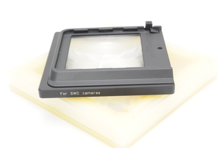 【中古品】並品 Hasselblad ハッセル フォーカシングスクリーンアダプター SWC用 41050