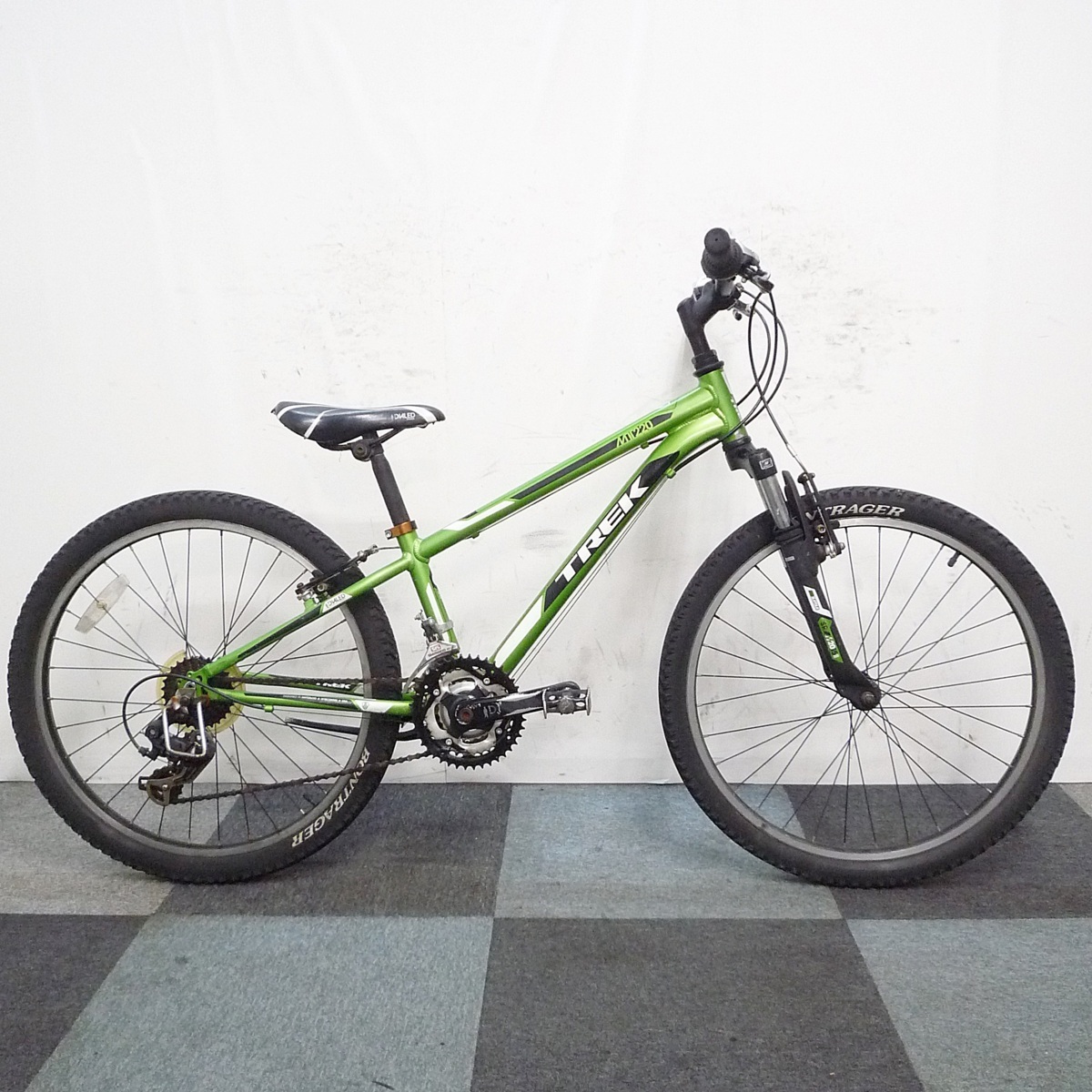 子供用 マウンテンバイク トレック MT220 24インチ ジュニア Fサス 3×7