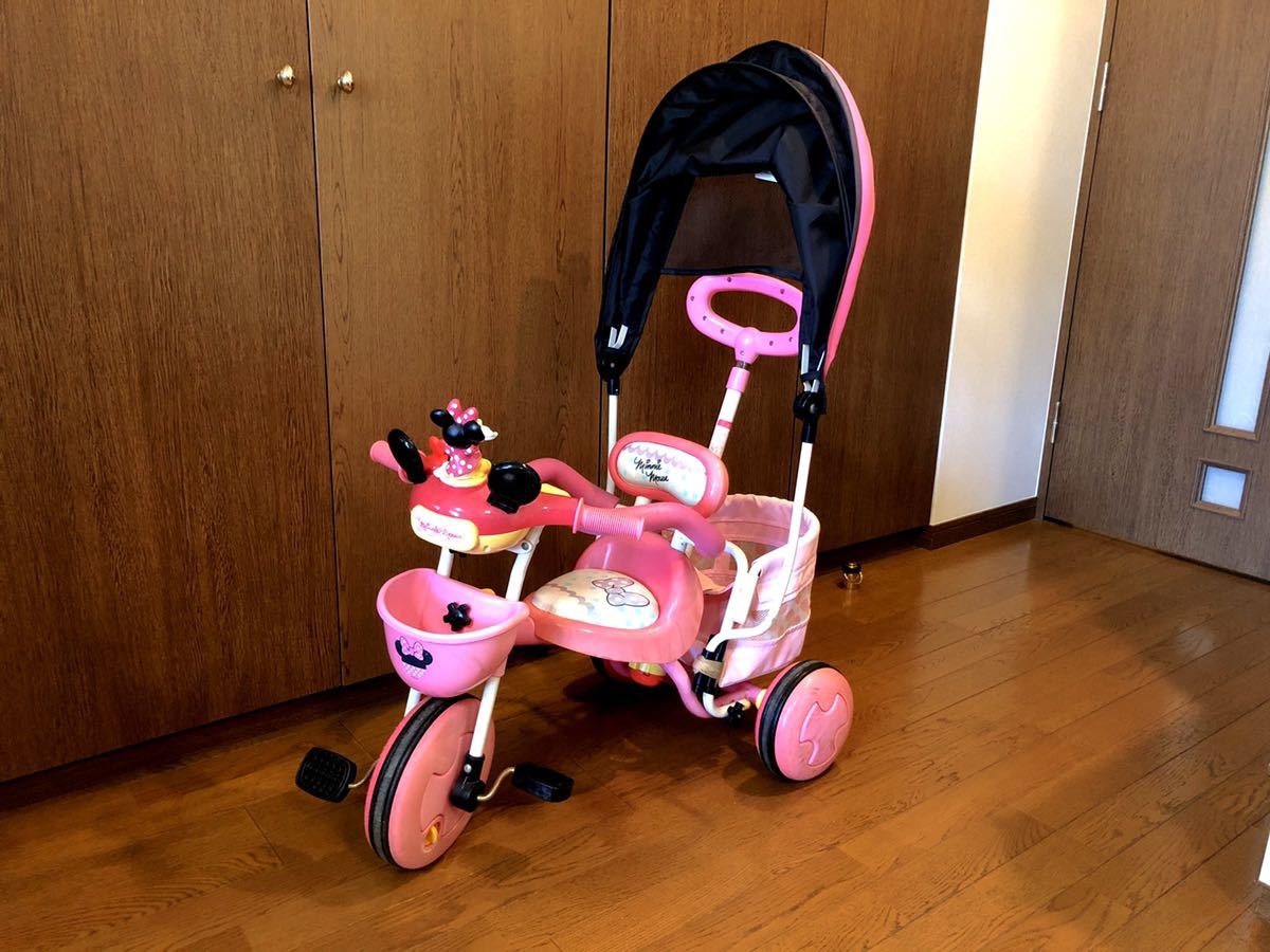 ミニー三輪車おしゃべり 三輪車 ミニーマウス かじ取り棒付 おしゃべり