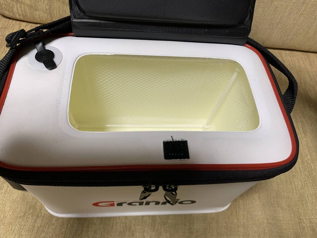 タカ産業 Granrio エビ活かしバッカン フィッシング 売買されたオークション情報 Yahooの商品情報をアーカイブ公開 オークファン Aucfan Com