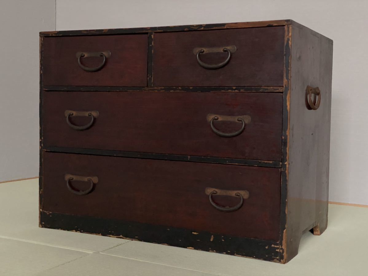 当時物 面欅無垢 引き出し 4杯 和箪笥 高さ約45.5cm 杉無垢 小振り 天然無垢材 打ち出し金具 タンス チェスト 和家具 姫箪笥_1