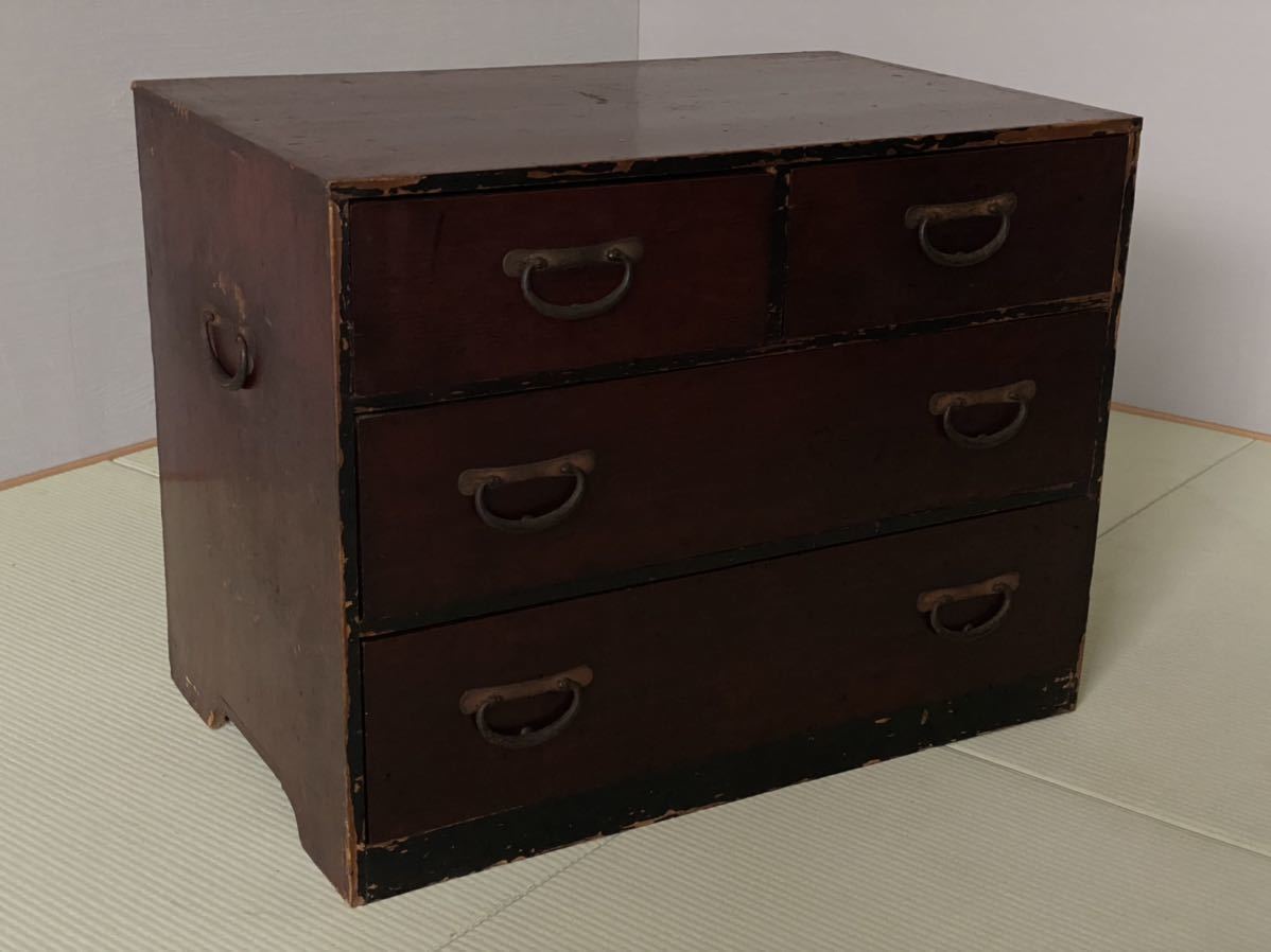 当時物 面欅無垢 引き出し 4杯 和箪笥 高さ約45.5cm 杉無垢 小振り 天然無垢材 打ち出し金具 タンス チェスト 和家具 姫箪笥_2