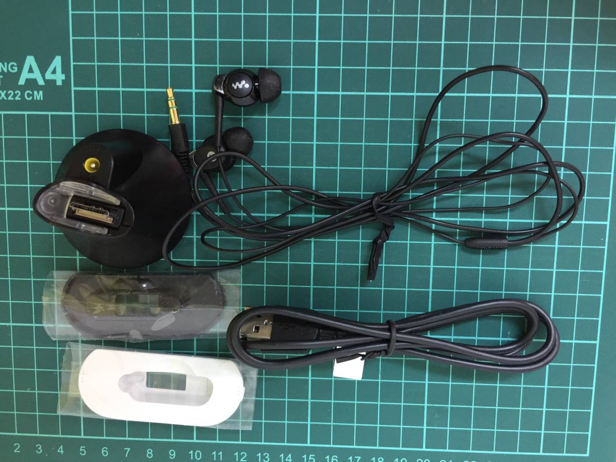 録音用ケーブル WMC-NWR1 ソニー ウォークマン用 SONY | - WMC-NWR1｜Yahoo!フリマ（旧PayPayフリマ） SONYソニー メルカリ 純正 録音ケーブル ウォークマン録音用ケーブル『WMC-NWR1』がソニー アナログ録音ツール レビュー評価・評判 ウォークマン用｜Yahoo!フリマ（旧