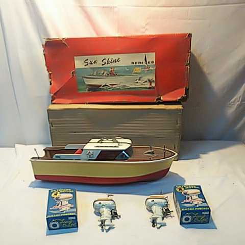 旧バンダイ アカバコビーシー サンシャインボートシリーズ 船 玩具 おもちゃ 昭和レトロ 木製 船外機2個 モーター しっかりとした作り ビンテージ 売買されたオークション情報 Yahooの商品情報をアーカイブ公開 オークファン Aucfan Com