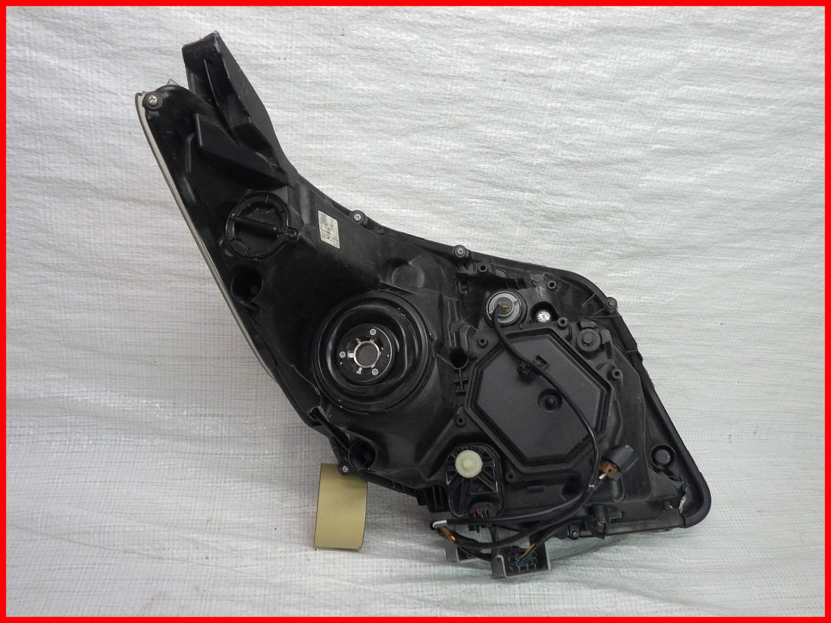 ZRR80G/ZRR85G 前期 ノア LED左ヘッドライト左ライト 左側 KOITO 28