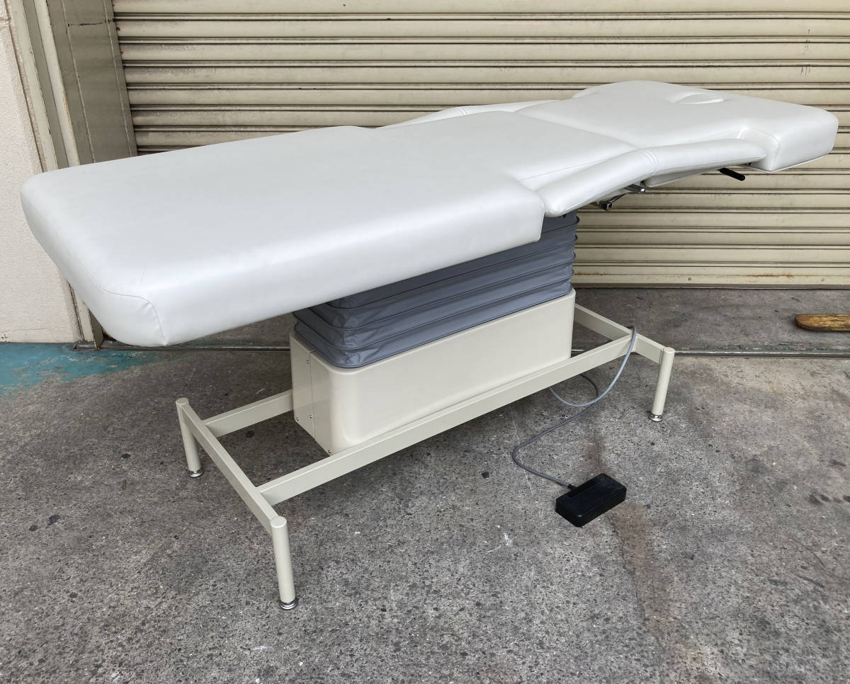 タカラベルモント☆「快適美顔」エステベッド リクライニング☆SC-753 タカラベルモント☆「快適美顔」エステベッド リクライニング☆SC-753