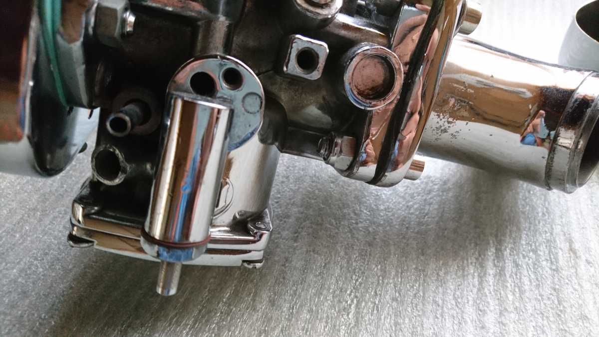 ハーレーショベル Harley Davidson FXWG 1340 SUキャブレター - fxwg80 