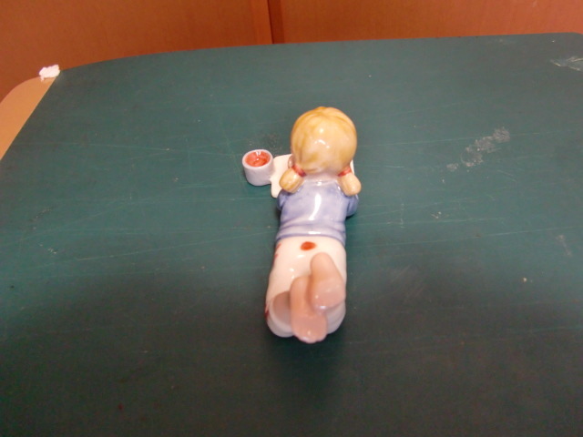 ロイヤルコペンハーゲン フィギュリン 少女 置物 2(ロイヤル