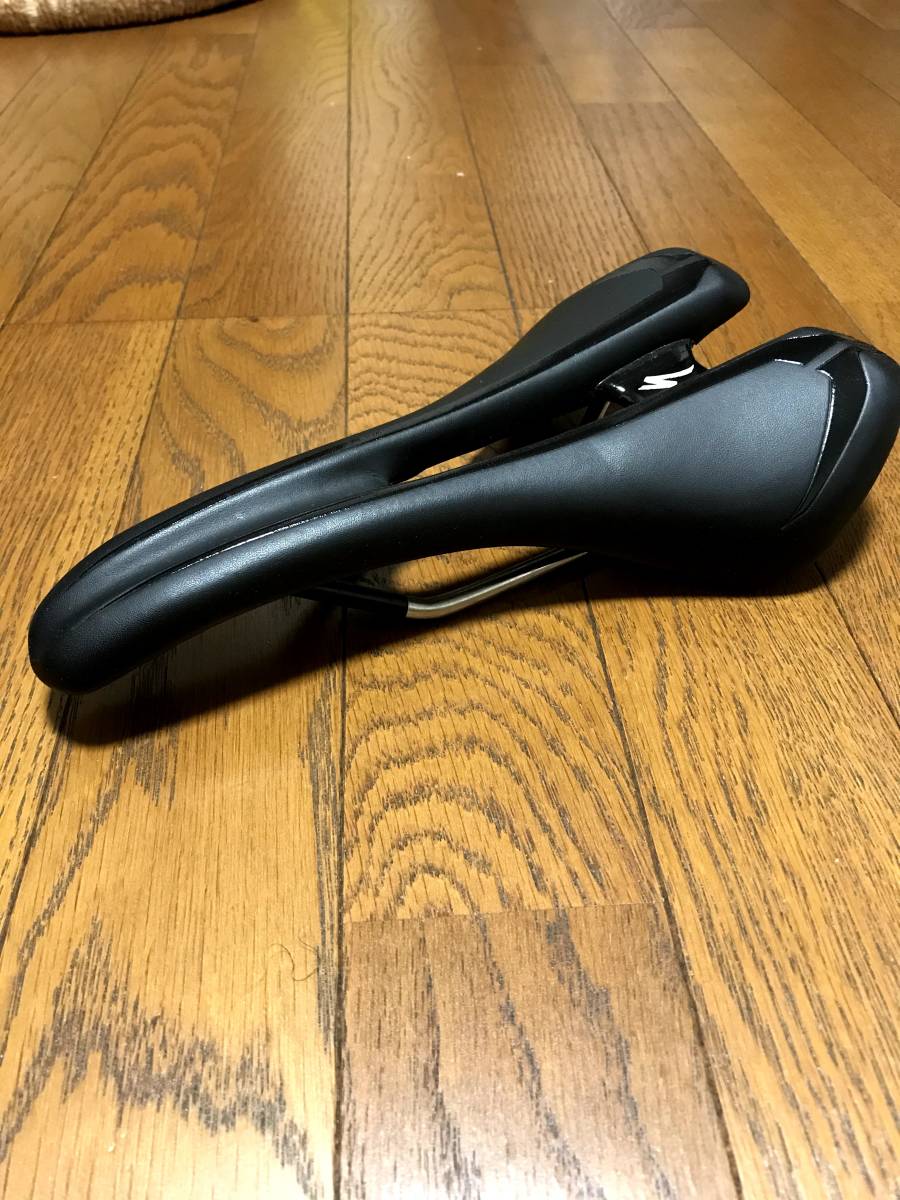 【驚きの破格値，本物保証】 SPECIALIZED ROMIN EVO サドル(スペシャライズド)｜売買されたオークション情報、yahooの商品情報をアーカイブ公開 - オークファン スペシャライズド