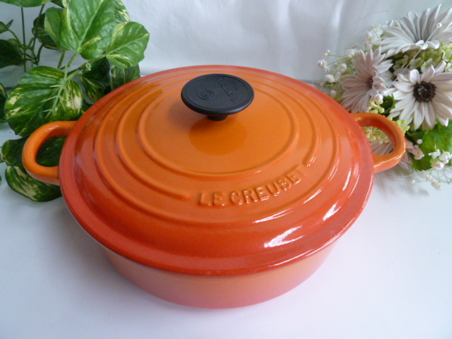 ☆彡ル・クルーゼ 24cm 両手鍋 オレンジ LE CREUSET FRANCE 中古品☆彡