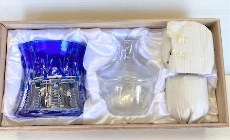  ZG-987 /箱付き HOYAクリスタル 色被クリスタル 酒器揃(冷酒グラス)｜売買されたオークション情報、yahooの商品情報をアーカイブ公開 - オークファン 冷酒グラス