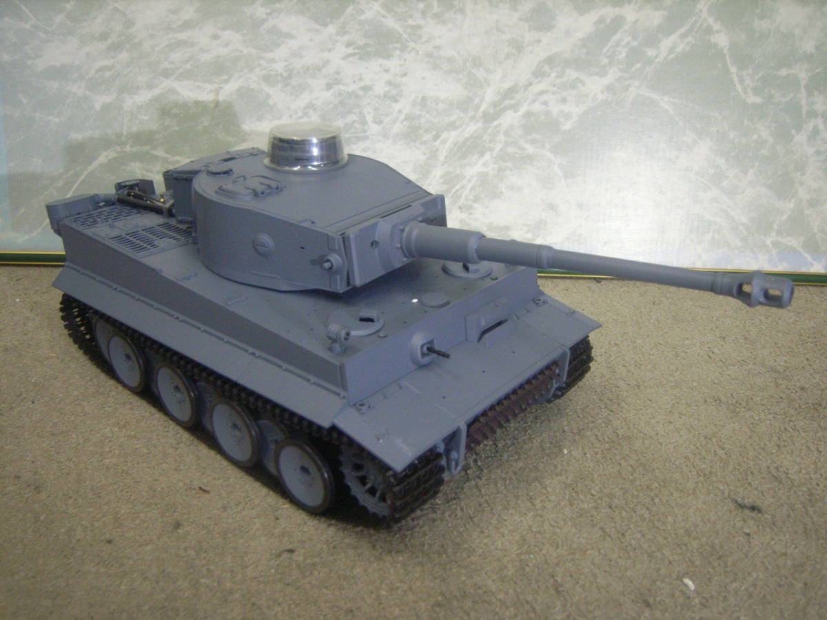 正規品，送料無料 【HengLong】 ラジコン戦車 1/16 ドイツ ティーガーI