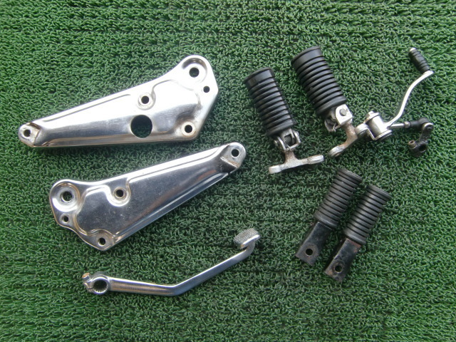  GSX450E ザリ 純正 当時物 ステップ類一式セット SUZUKI 検/GSX250 GSX400 ゴキ GS400 GS425 GT380 GT750 絶版旧車(スズキ用)｜売買されたオークション情報、yahooの商品情報をアーカイブ公開 - オークファン スズキ用