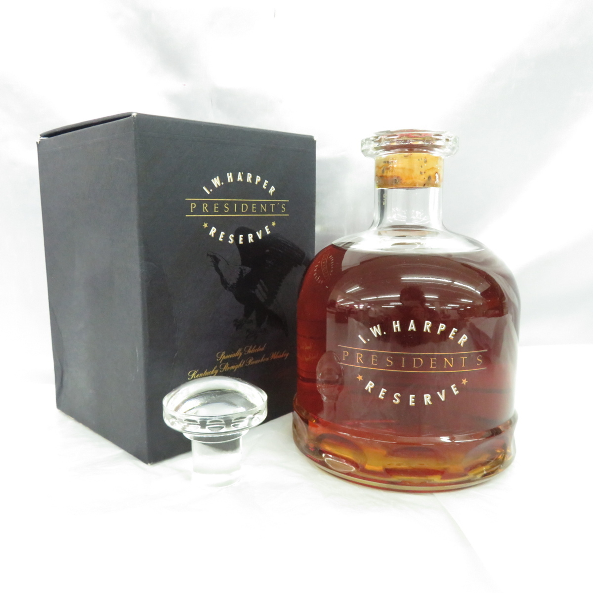 【人気SALE，大得価】 未開栓 I.W. HARPER ハーパー プレジデントリザーブ ウイスキー 750ml 43% 箱 替え栓付き 10648097(バーボン)｜売買されたオークション情報、yahooの商品情報をアーカイブ公開 - オークファン バーボン