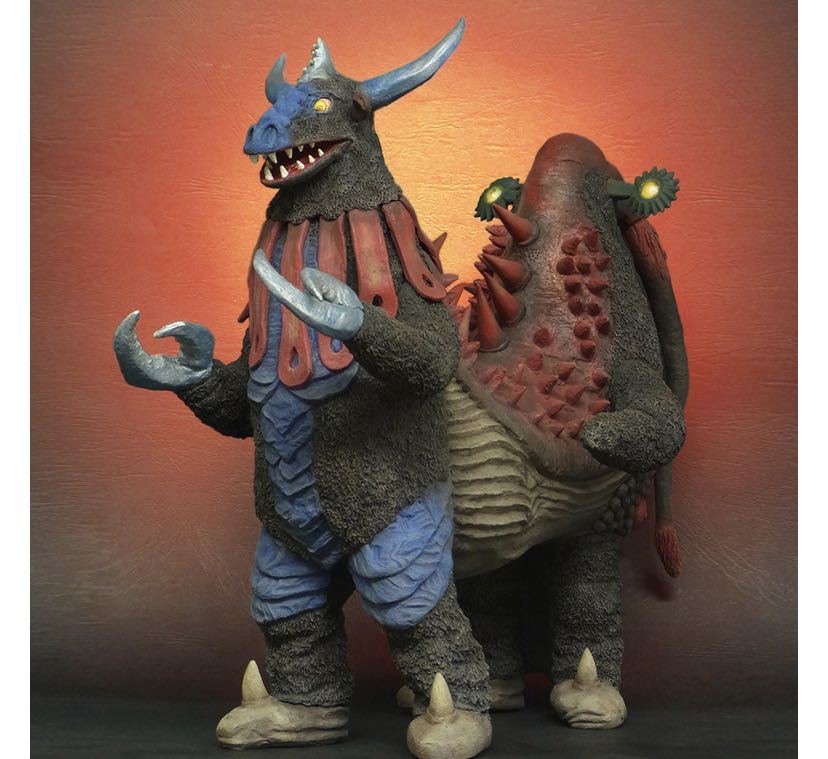 ジャンボキング 大怪獣シリーズ エクスプラス 発光Ver. 少年 発光ver