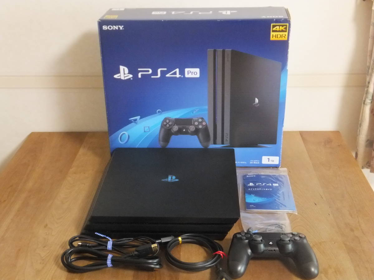 【中古】PS4/プレイステーション４Pro CUH-7200B B01(1TB)Jet Black_1