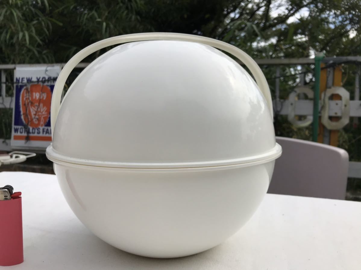 スペースエイジ ピクニックセット グッチー二 Guzzini ビンテージ 1970s 食器セット グッドデザイン雑貨 皿 売買されたオークション情報 Yahooの商品情報をアーカイブ公開 オークファン Aucfan Com
